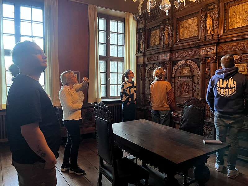 historischer-Raum kurze Führung ins Fredenburg Zimmer